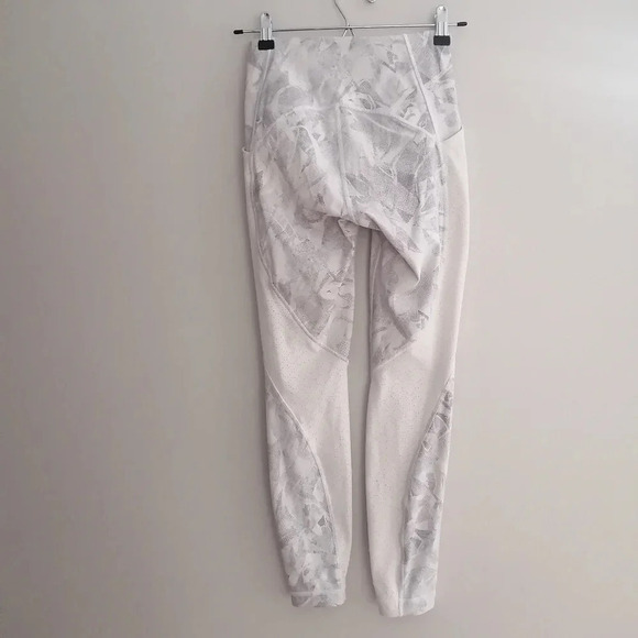 Lululemon Breezy Dot Tights 25" High Rise Mesh Accent Leggings Jasmine White 4 - Picture 4 of 14